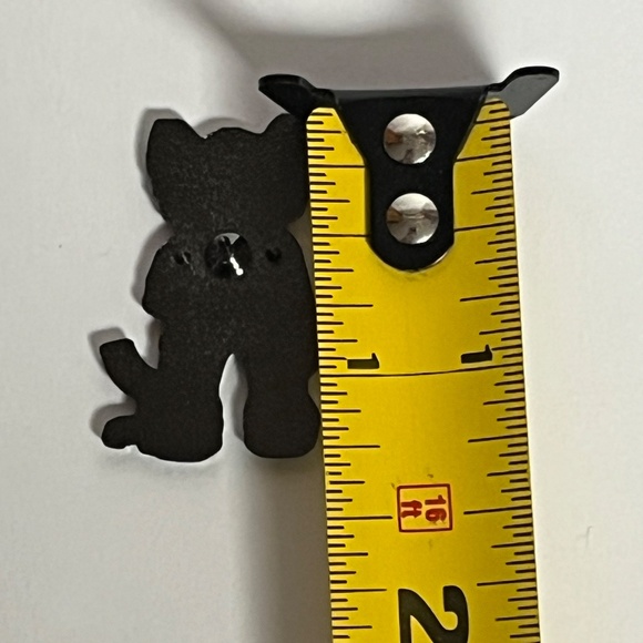 Kaws Glitter Gun Enamel Pin Hat Red Pins Hats Hatpin New Era Cap Brooch  Bag - Picture 7 of 8